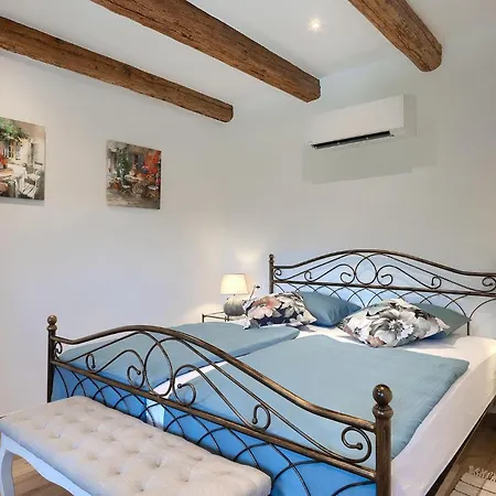 Holiday home Salise